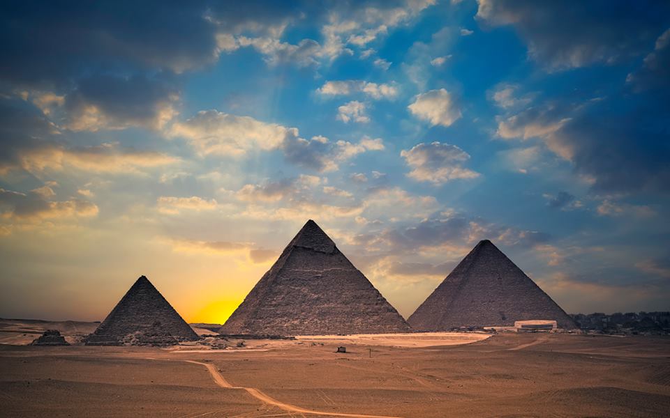 Classic Cairo & Pyramids Trip from Alexandria