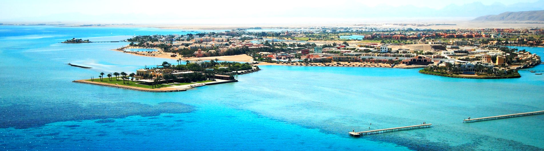 catamaran sailing in el gouna