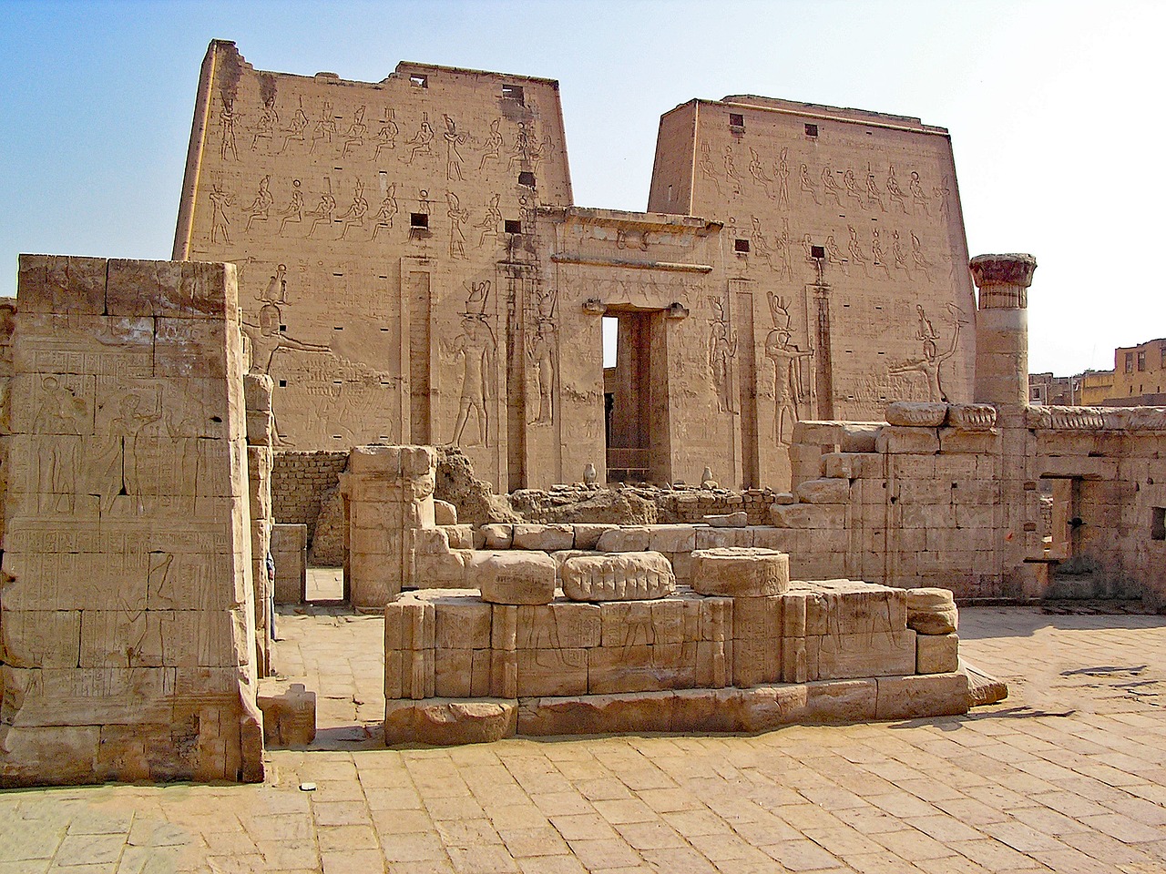 Edfu &kom ombo tour from Aswan