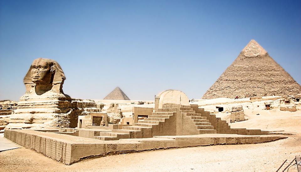 Giza Pyramids & Saqqara From Alexandria Port