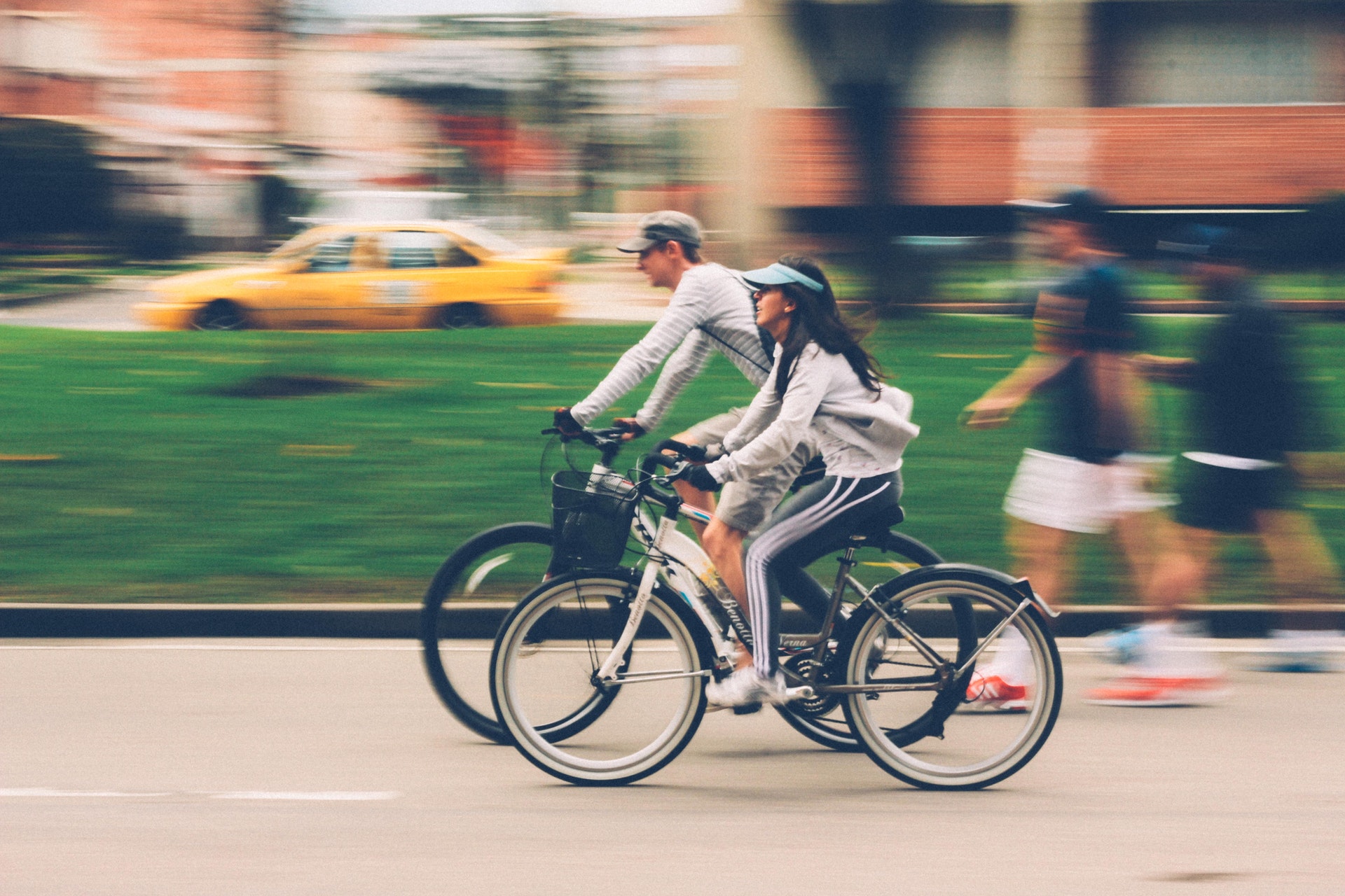 On the bike through Alexandria