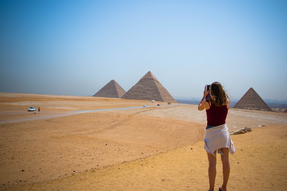 Egypt Momo - The best of Egypt Budget tours