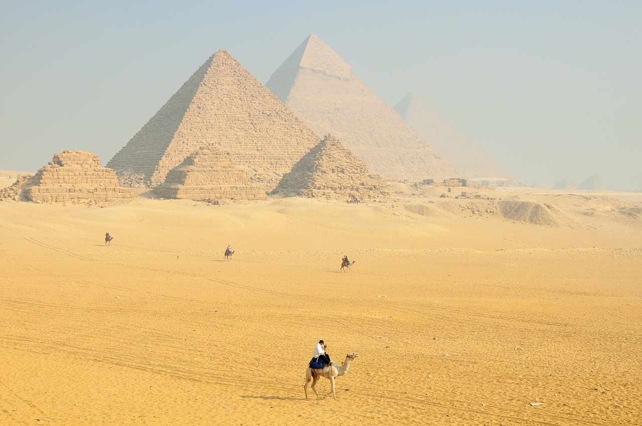 Pyramids & Saqqara & Memphis tour